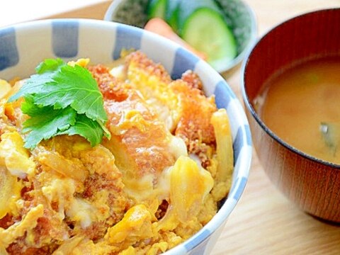 隠し味の生姜で爽やか♪カツ丼